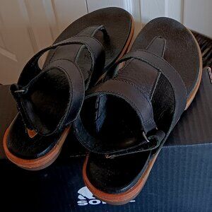 Womens Sorel Black Leather Thong Sandals SZ 6.5